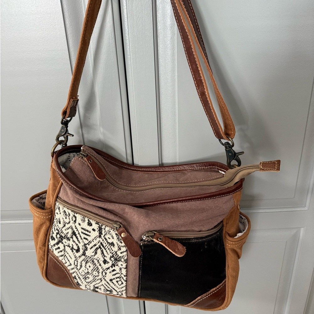 Myra Messenger Bag